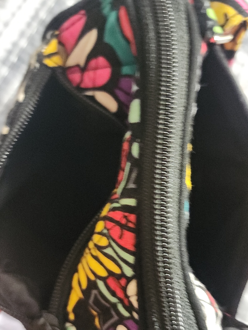 Vera Bradley Black Floral Disney Minnie And Mickey Crossbody Bag - Picture 6 of 9